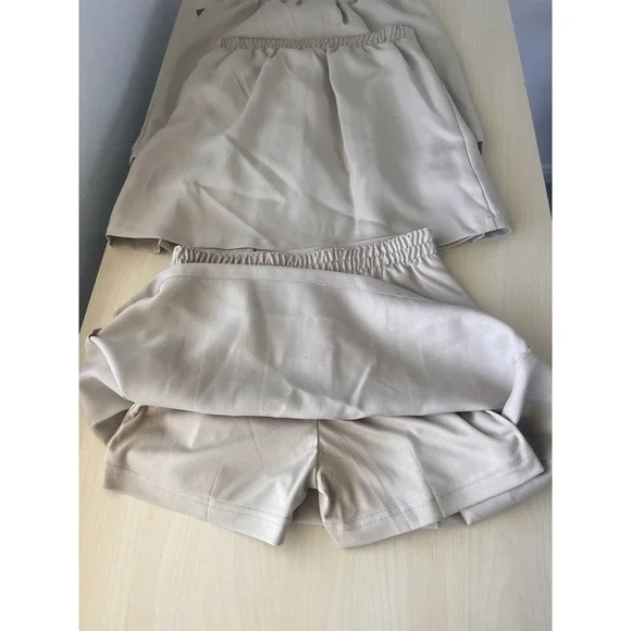 Set of 3 New Izod Schoolwear Girls Khaki Uniform Skorts! - Size 14 Reg - Picture 2 of 4